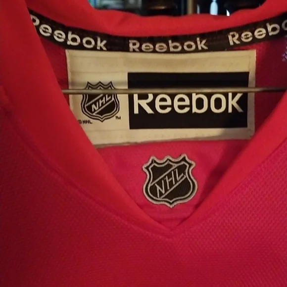 Men's throwback hockey Calvary flames jersey - Picture 3 of 5